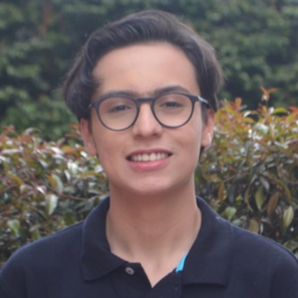 Óscar Julián González